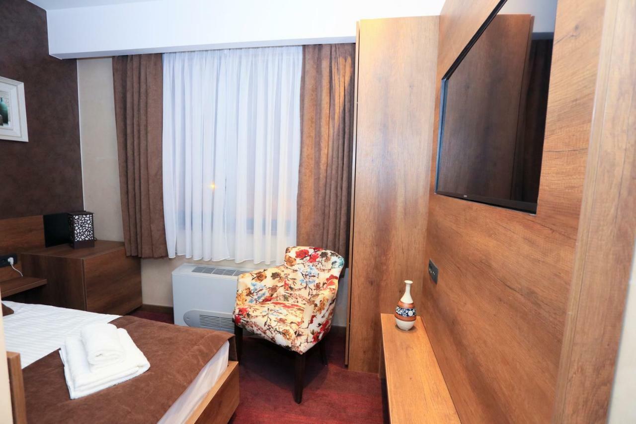 Carpe Diem Boutique Hotel 체니카 외부 사진